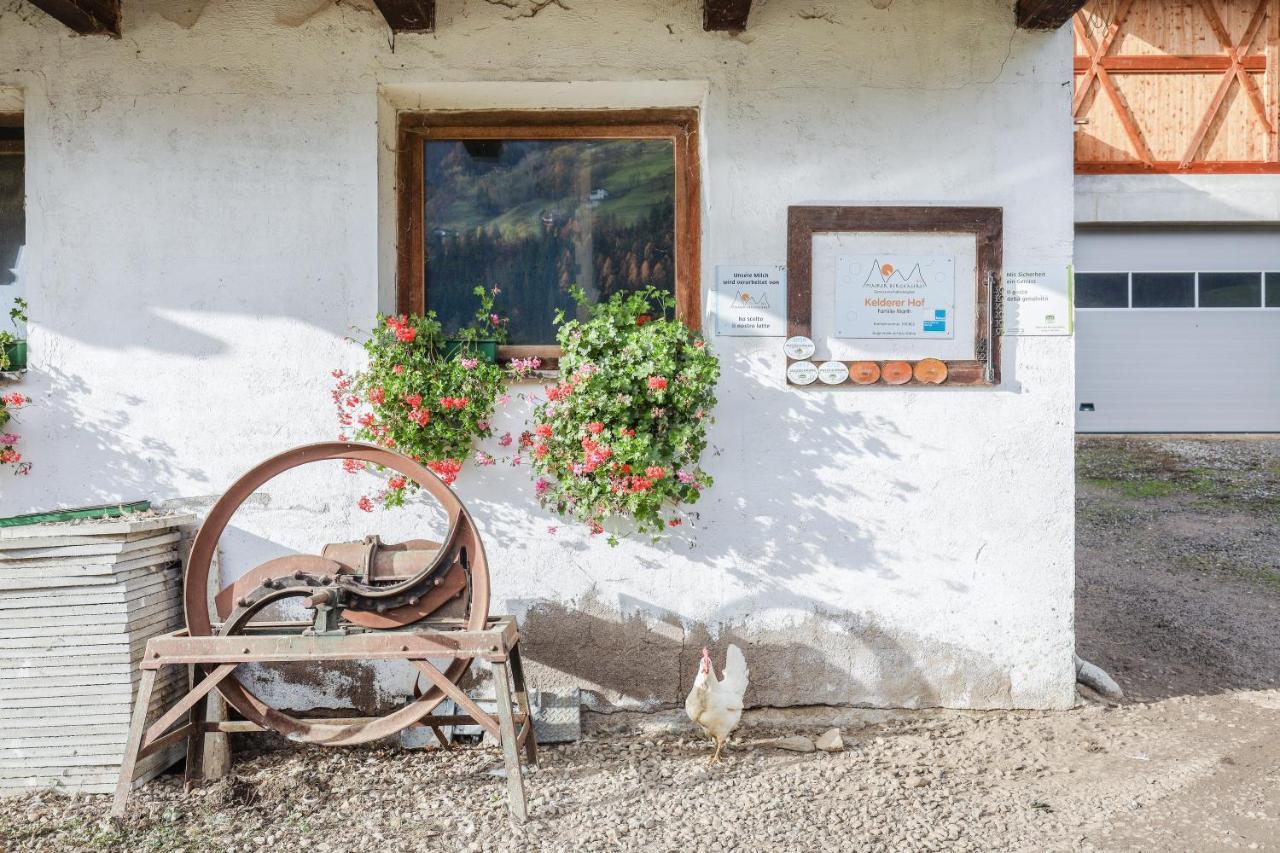 Kelderer Hof - Appartment Meran San Martino In Passiria  ภายนอก รูปภาพ